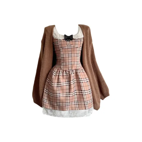 Udon House Женские Комплекты с Юбкой