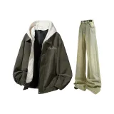 Армейская зеленая куртка + желтые грязные джинсы