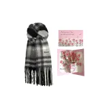 Чёрный, серый + розовый, поздравительная открытка