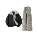 Чёрное пальто + жёлтые грязные джинсы