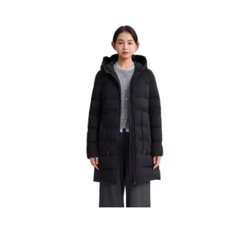 Feathered Object Черный Женские Пуховики