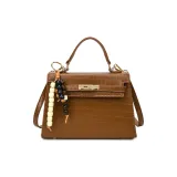 Коричневый