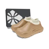 Светло-коричневый