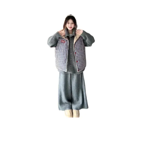 Sky Swan Женские пуховики