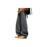 Камень - промытый, дымчато-серый