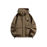 Коричневый