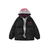 Чёрный с красной шляпой