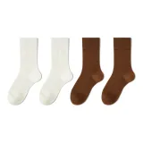 4 пачки (2 белых + 2 красно-коричневых)