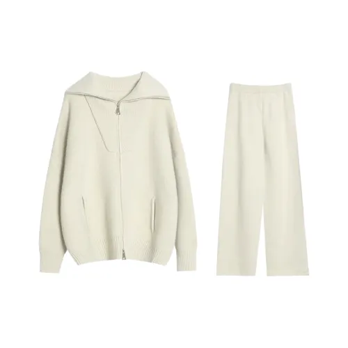 Gentle Welcome Повседневный костюм женский