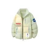 Светло-жёлтый