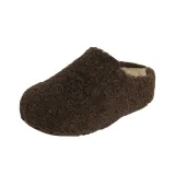 Коричневый