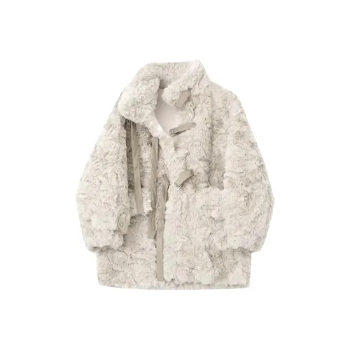 NFV Молочно-чайный Бежевый Женские Меховые изделия