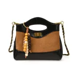 Коричневый