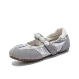 Серебристо-серый