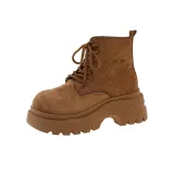 Коричневый