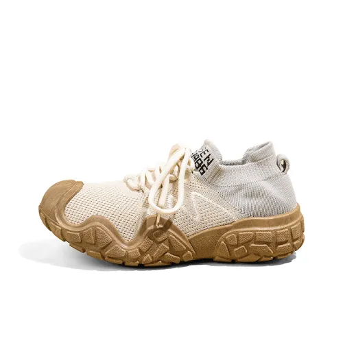 A Poinsettia Princess Уличная обувь Женская