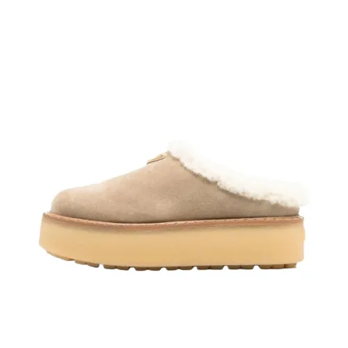 PRADA Домашние тапочки Женские Светло-коричневый