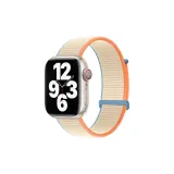 Молочно-белый