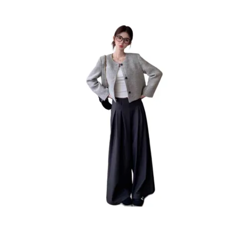 Sky Swan Velvet Feel Coat Women's