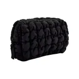 Черная сумка для макияжа