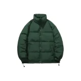 Темно-зеленый