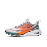 Белый и оранжевый