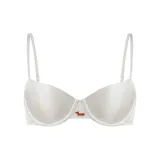 Жемчужно-белый