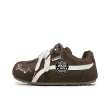 Коричневый