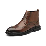 Коричневый