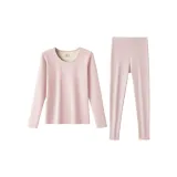 Телесно-розовый