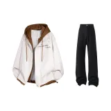 Светлый хаки + кофейный цвет куртка + черные джинсы