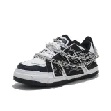 Чёрный, белый, серебряный.