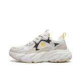 Бежево-желтый