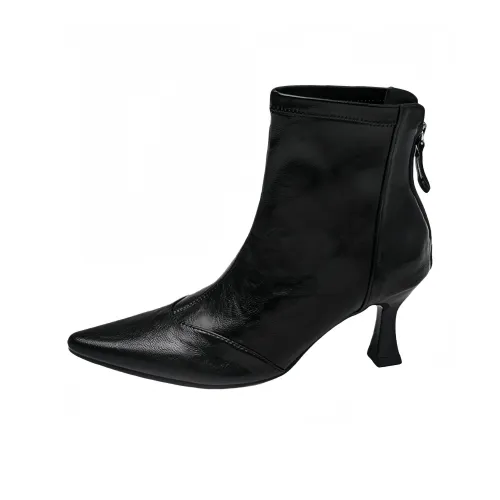 Luji Высокие каблуки Женские