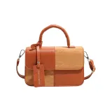 Коричневый