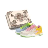 Несовпадающий