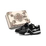 Чёрно-белый