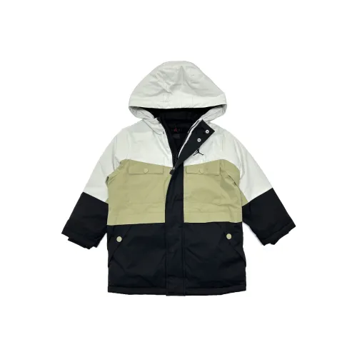 JORDAN Черный KIDS Утеплённые куртки