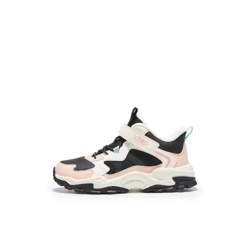 XTEP Противоскользящая устойчивая к истиранию утепленная обувь черная травяная желтая EXTRAORDINARY розовая детская