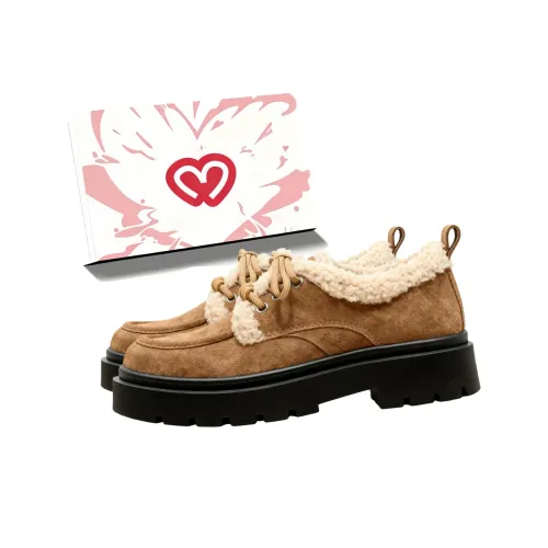 Eleven Elephants визуально увеличивает рост Лоферы Женские