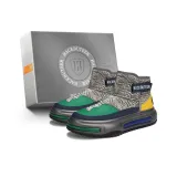 Серый, зеленый, с флисовой подкладкой