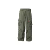 Оливковый зеленый