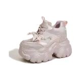 Нежно-розовый