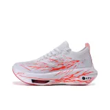 Белый и оранжевый красный