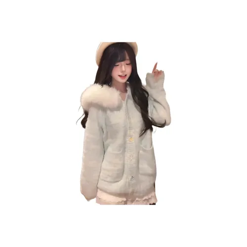 Sky Swan Velvet Feel Coat Women's