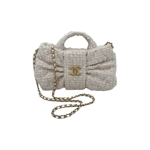 Chanel Сумка через плечо с цепью одно плечо женский бежевый