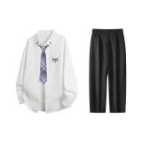 Белый фиолетовый галстук + черные брюки
