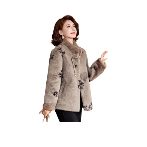 TUCANO Женские меховые изделия