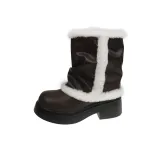 Коричневый