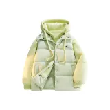 Светло-зеленый